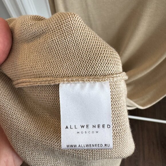 All We Need Size M/L - Picture 4 of 4